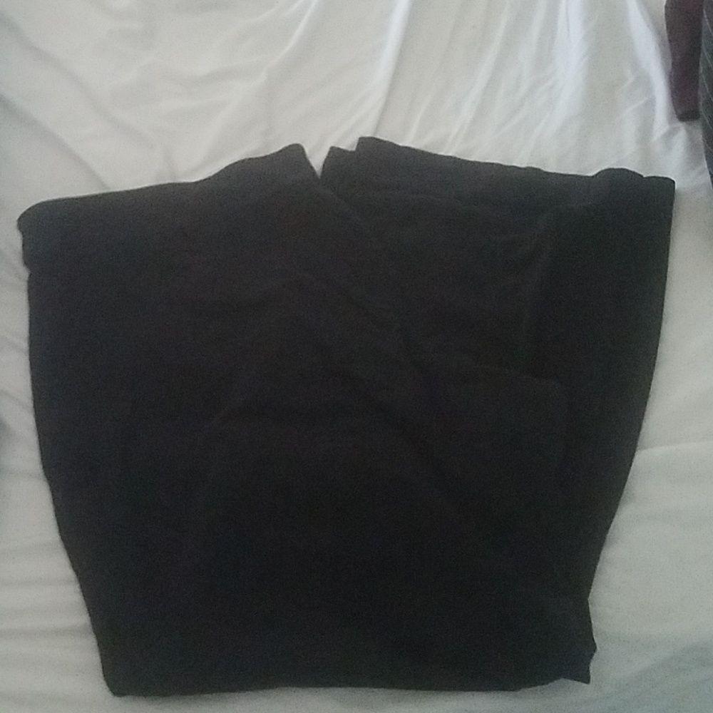 Avenue yoga pants 26/28